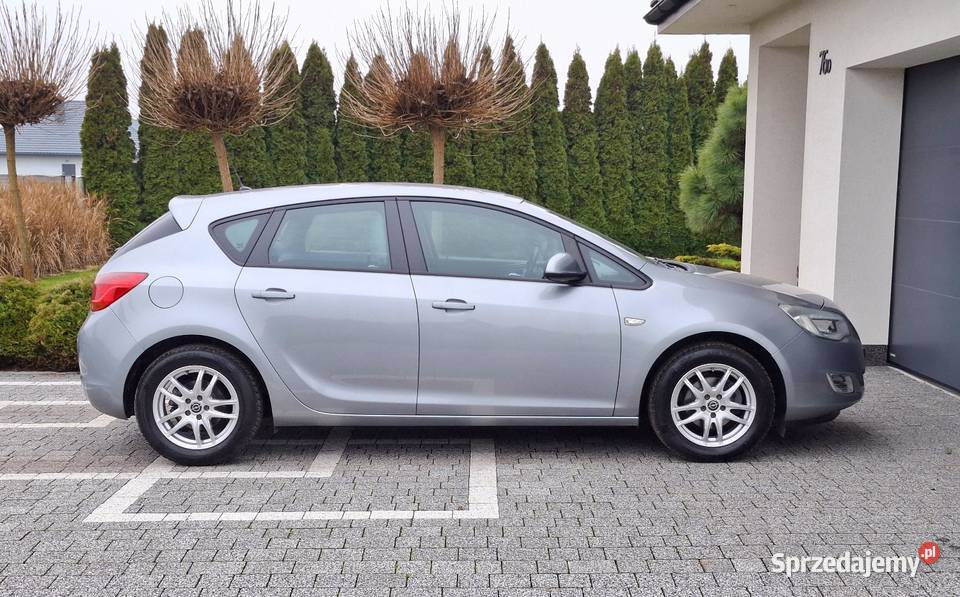 Podgrzewane fotele i kierownica klimatronik klimatyzacja Zduńska Wola sprzedam