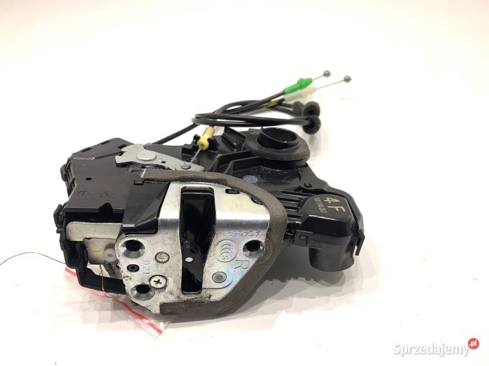 ZAMEK DRZWI PRAWY PRZÓD LEXUS CT Hatchback