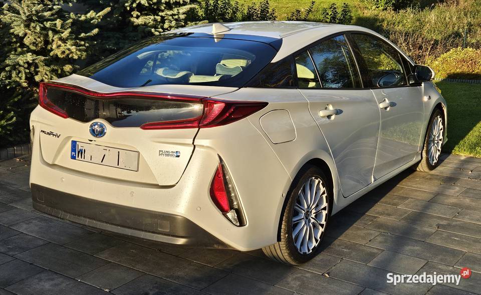 TOYOTA PRIUS Plugin II wł Gwarancja ASO 1798cm3 sprzedam