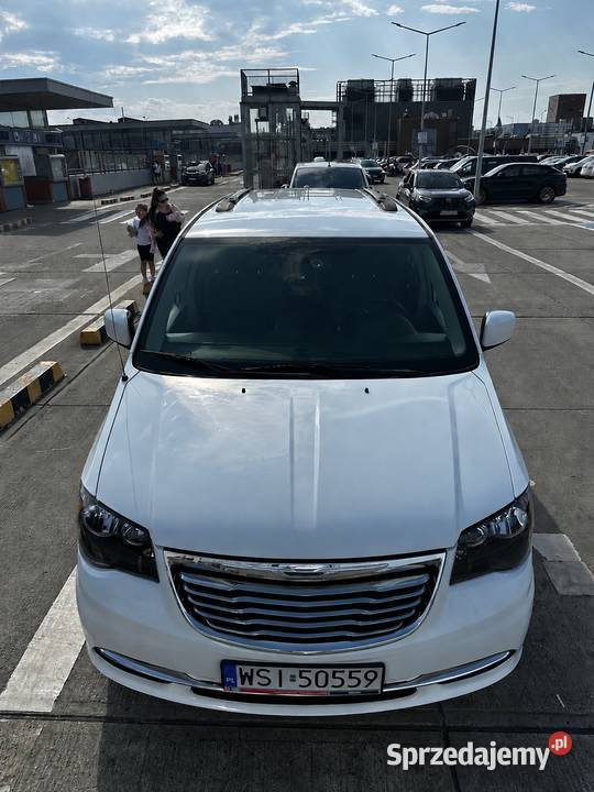 Chrysler Town Country Touring 36 V6 Pentastar