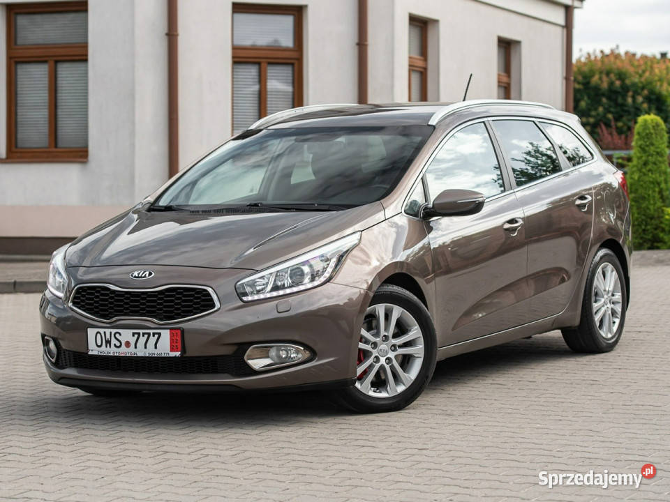 Kia Ceed 16CRDi 128 Navi Kamera Xenon Opłacona immobilizer Kia Zwoleń