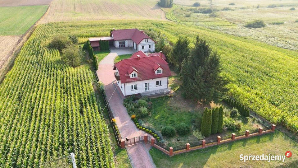 Dom rodziny na pięknej działce Zarudzie