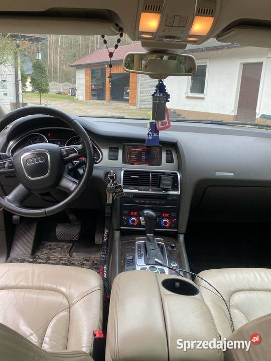 Audi q7 nieuszkodzony Grotniki