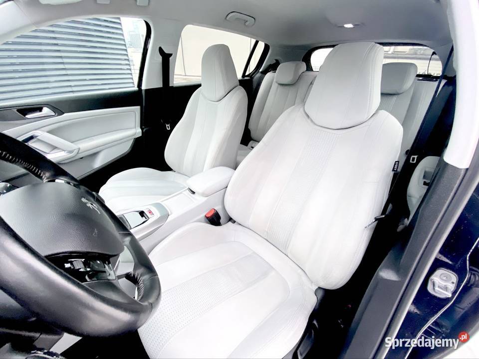 Peugeot 308 t9 jasny środek dobrze utrzymany światła przeciwmgielne mazowieckie