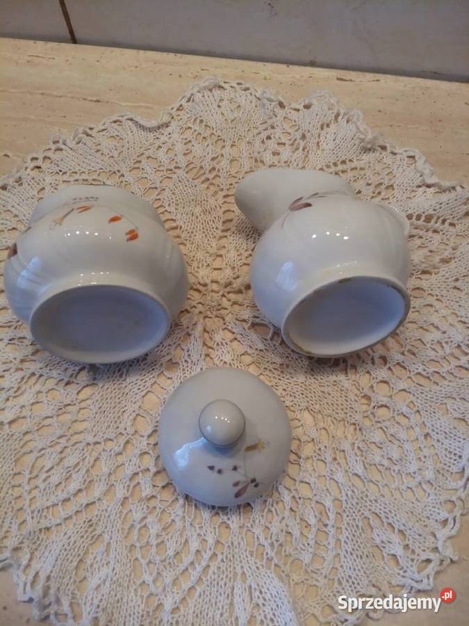 Cukiernicamlecznik porcelana z okresu PRLu kujawsko-pomorskie Nakło nad Notecią