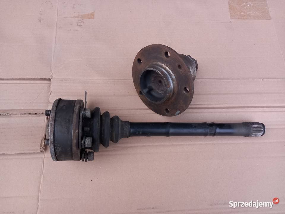 BMW e28 półoś piasta tylnego koła osobowe Bukownica