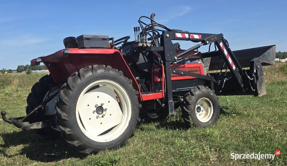 traktorek yanmar f18d z turem Żerdź