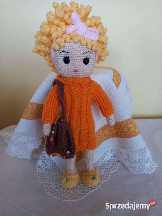 Ręcznie robiona na szydełku lalka z garderobą Bydgoszcz