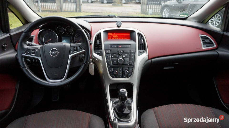 Opel Astra z Niemiec zarejestrowana super lakier metallic