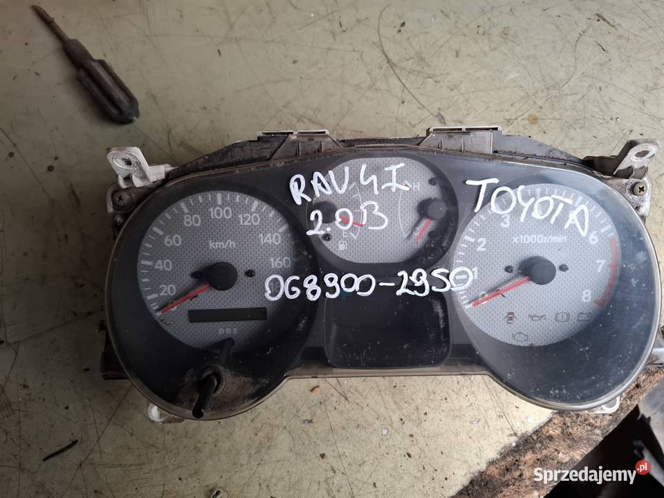 TOYOTA RAV 4 I 20 licznik zegary 0689002950