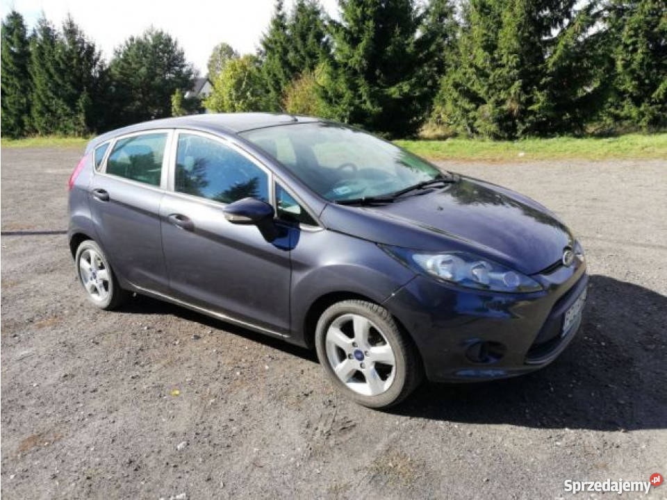 Sprzedam Ford Fiesta MK7 2008 r14TDCI światła przeciwmgielne Głubczyn