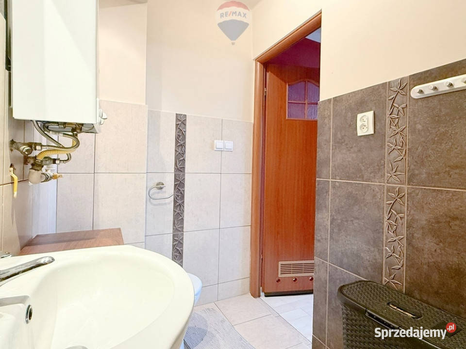 Kawalerka z oddzielną sypialnią i balkonem śląskie