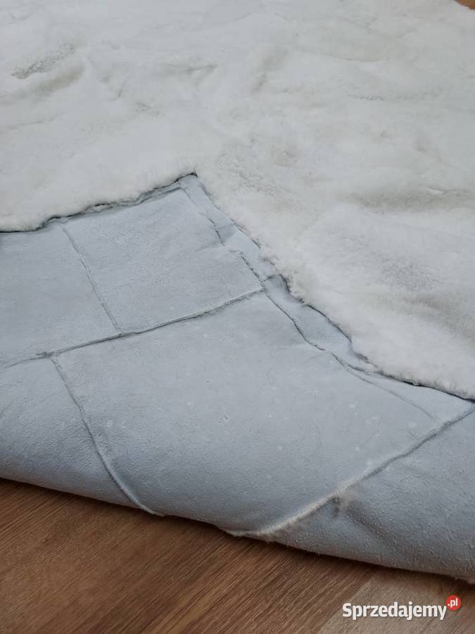 Narzuta Skóra Jagnięca Miękka Krótki Włos Dywan