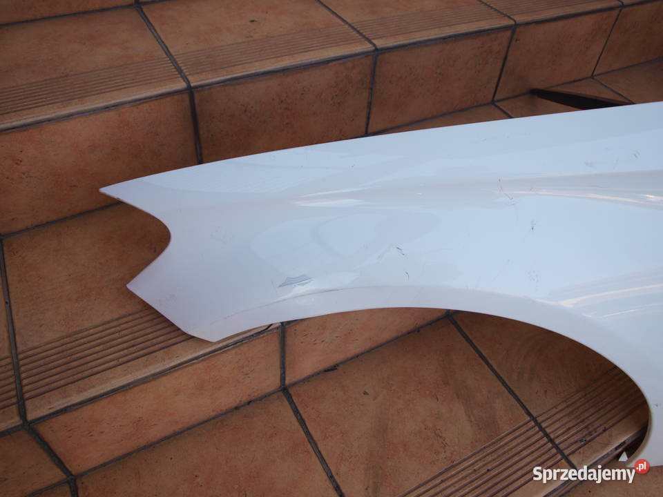 Mercedes C klasa A205 W205 błotnik lewy przód Kalisz