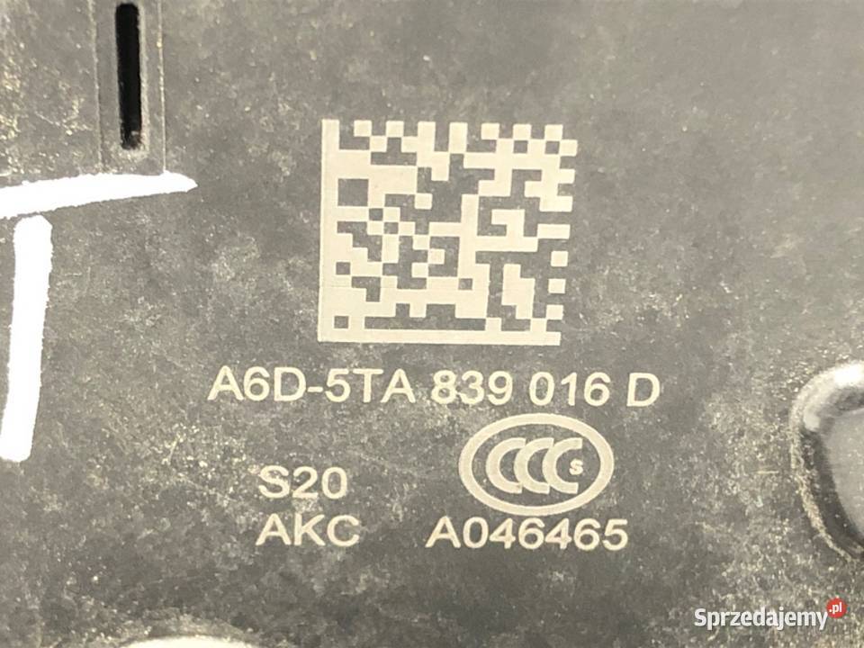 ZAMEK DRZWI PRAWY TYŁ SKODA FABIA III Hatchback Zamki, wkładki i kluczyki