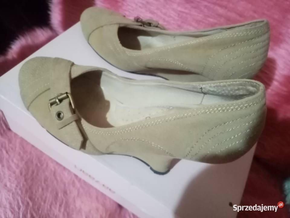 CellinaBalerinki czółenka na obcasieBeżSkóra Świdnik