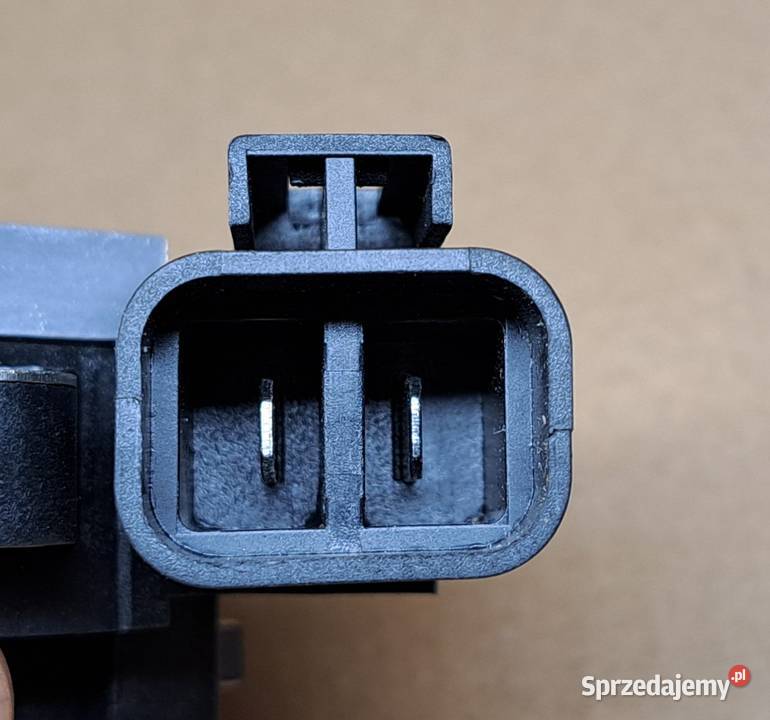 REGULATOR NAPIĘCIA 12V UNIPOINT YR716 IH769 OPEL osobowe Mielęcin