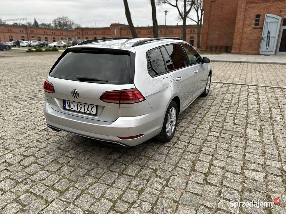 Golf VII Kombi 19 16 tdi Comfortline manualna Golf Olsztyn