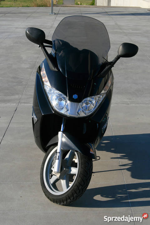 Skuter Piaggio X8 125 3 kat B przygotowany do sprzedam