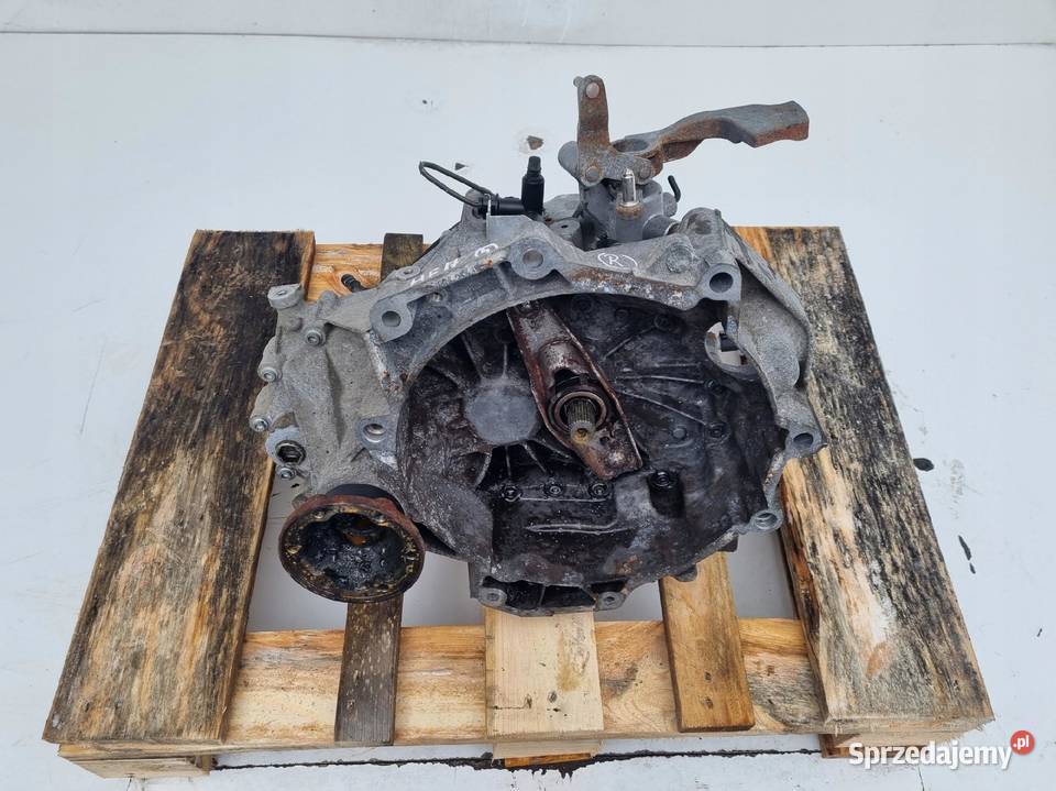 VW Touran 16 FSI MANUALNA SKRZYNIA BIEGÓW manual Chełm