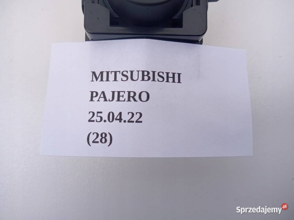 PRZEŁĄCZNIK PODUSZKI POWIETRZNEJ MITSUBISHI osobowe Nowy Tomyśl