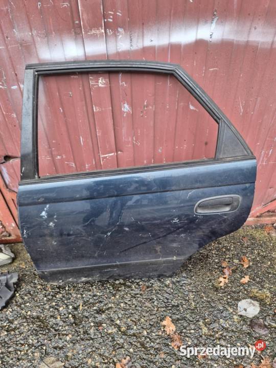 TOYTA Carina T190 dzwi tylne lewe łódzkie Łódź