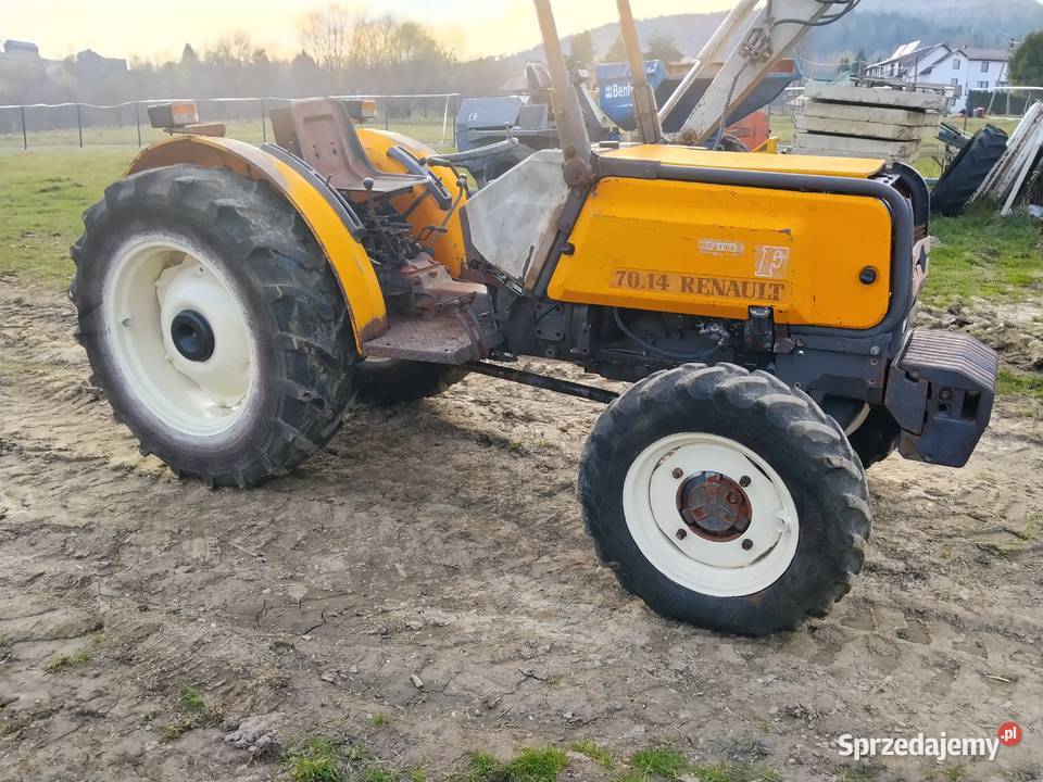 ciagnik sadowniczy renault 4x4 fructus 7014 Sucha Beskidzka sprzedam
