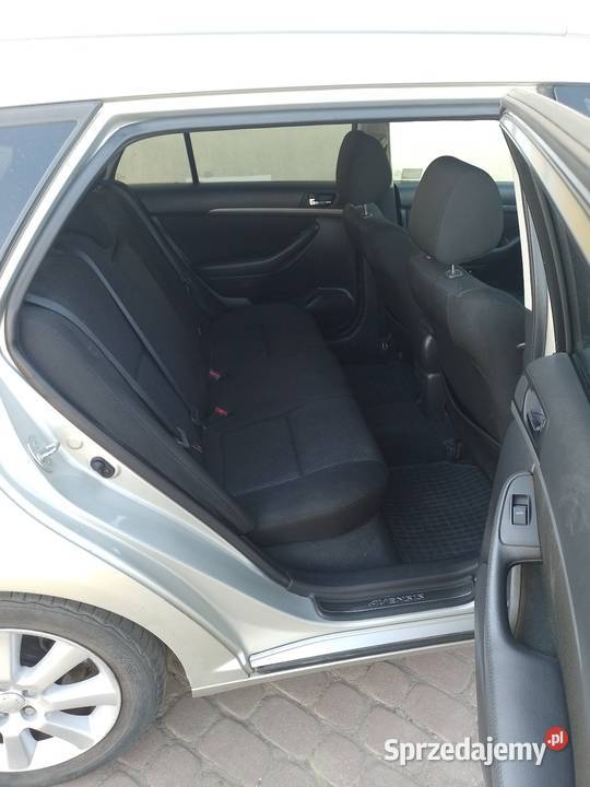 Toyota Avensis kombi aluminiowe felgi mazowieckie