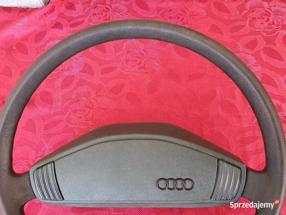 Stara zabytkowa kierownica Audi 100 c2 osobowe Kępice