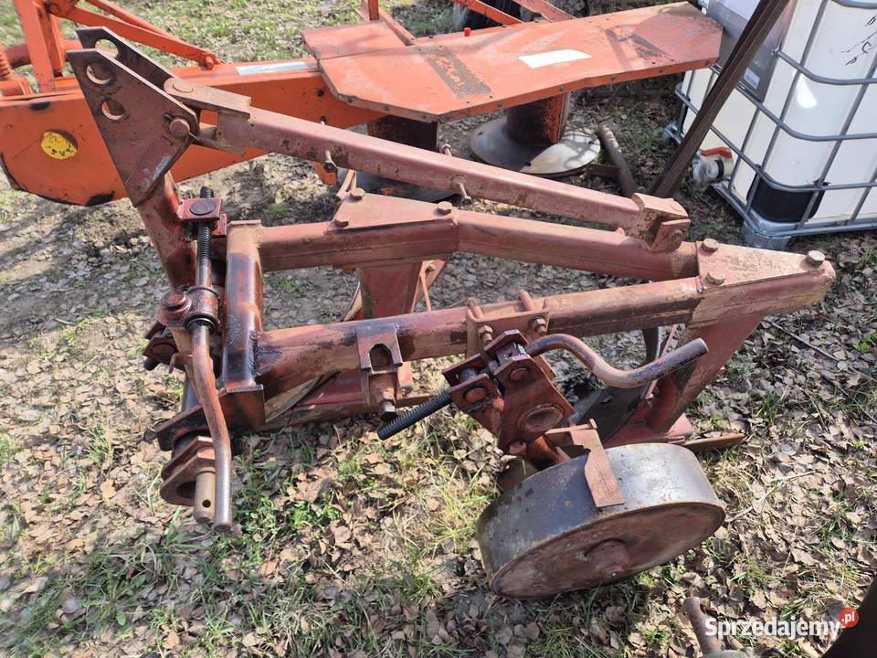 Pług 2 duży Unia Grudziądz dwuskibowy nieuszkodzony Bucze