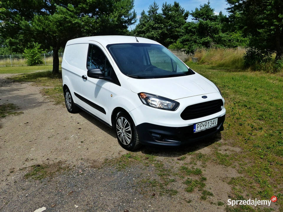 Ford Transit Courier 10 EBElektrykaSkrzydełka garażowany Ford Ford wielkopolskie