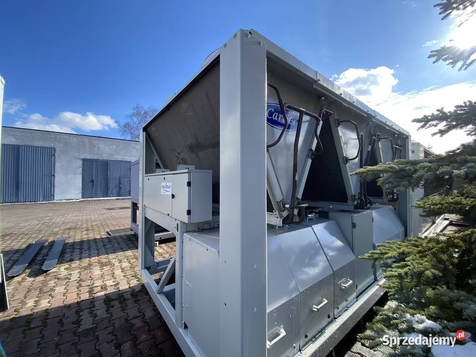 Agregat wody lodowej chiller Carrier 30RB0402 Wałsnów