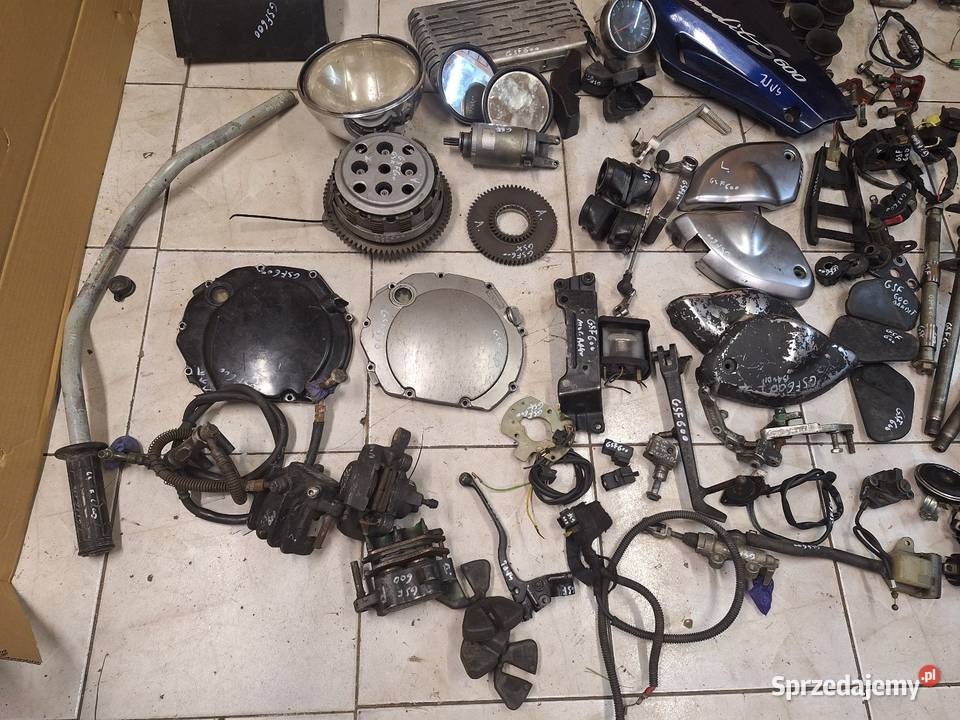 Suzuki GSF 600 Bandit części gsf600 koło linka