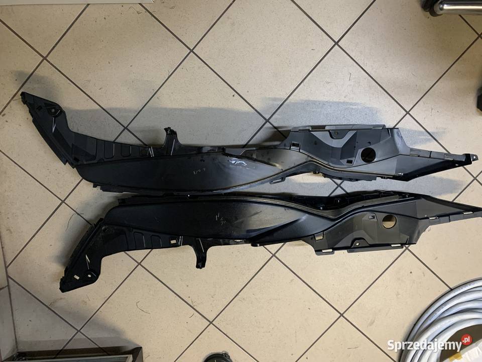 Podesty prawy lewy podłoga Suzuki Burgman 400 K7 małopolskie Brzeszcze