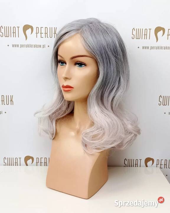 Długa peruka termoodporna Pińczów Pozostałe sprzedam