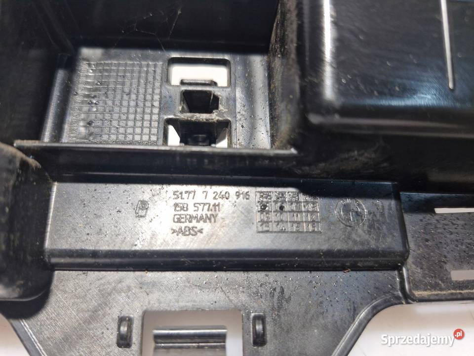 BMW 1 F20 F21 MOCOWANIE ŚLIZG LISTWY PROGOWEJ
