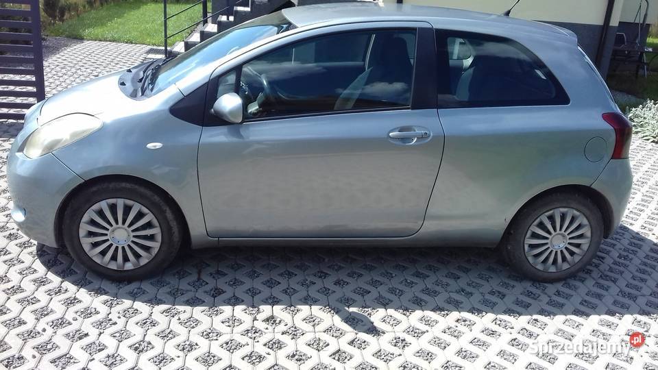 Toyota Yaris 14D4D Zezulin Niższy sprzedam