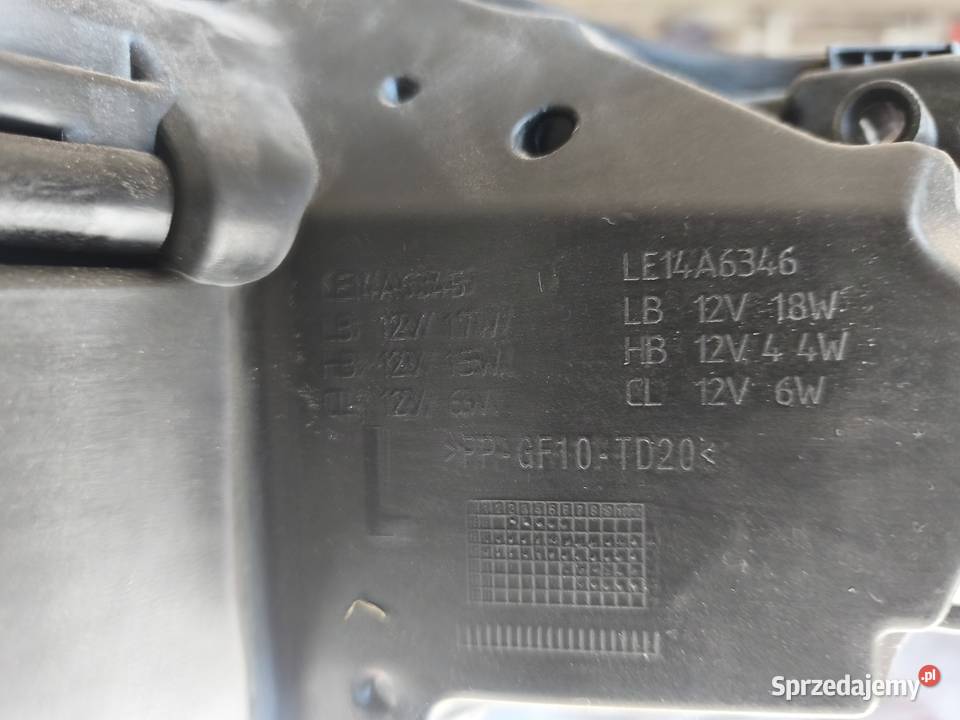 Puszka lewej lampy Audi A5 F5 8W6 941 033 E FULL Wadowice