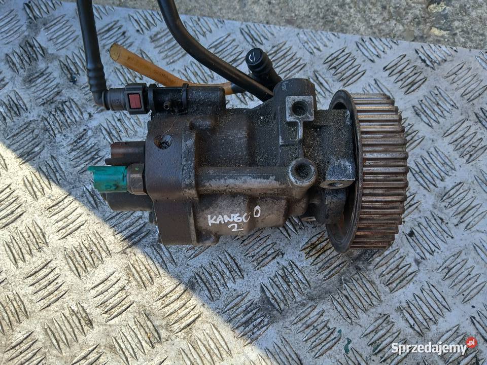 Pompa wtryskowa 167009788R Nissan Renault 15 DCI Radłów sprzedam
