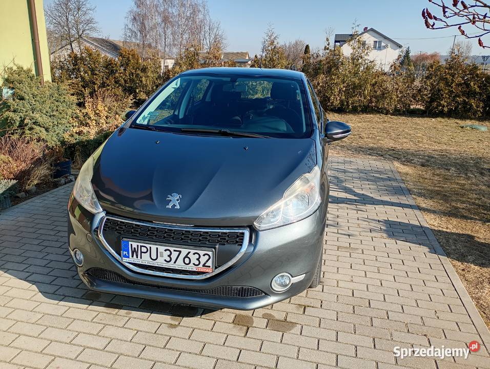 Peugeot 208 14 benzyna 95 Rok produkcji 2012 Pułtusk
