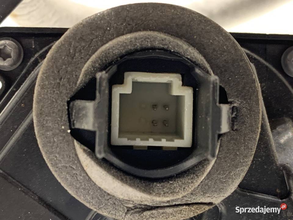 ZAMEK DRZWI PRAWY TYŁ RENAULT CAPTUR II podkarpackie