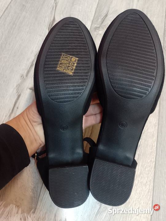 40 Czarne niskie czółenka wieczorowe z zapięciem czarny Kraków