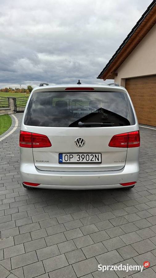 Volkswagen Touran 20 Diesel 140 2015r bogate asystent parkowania Opole