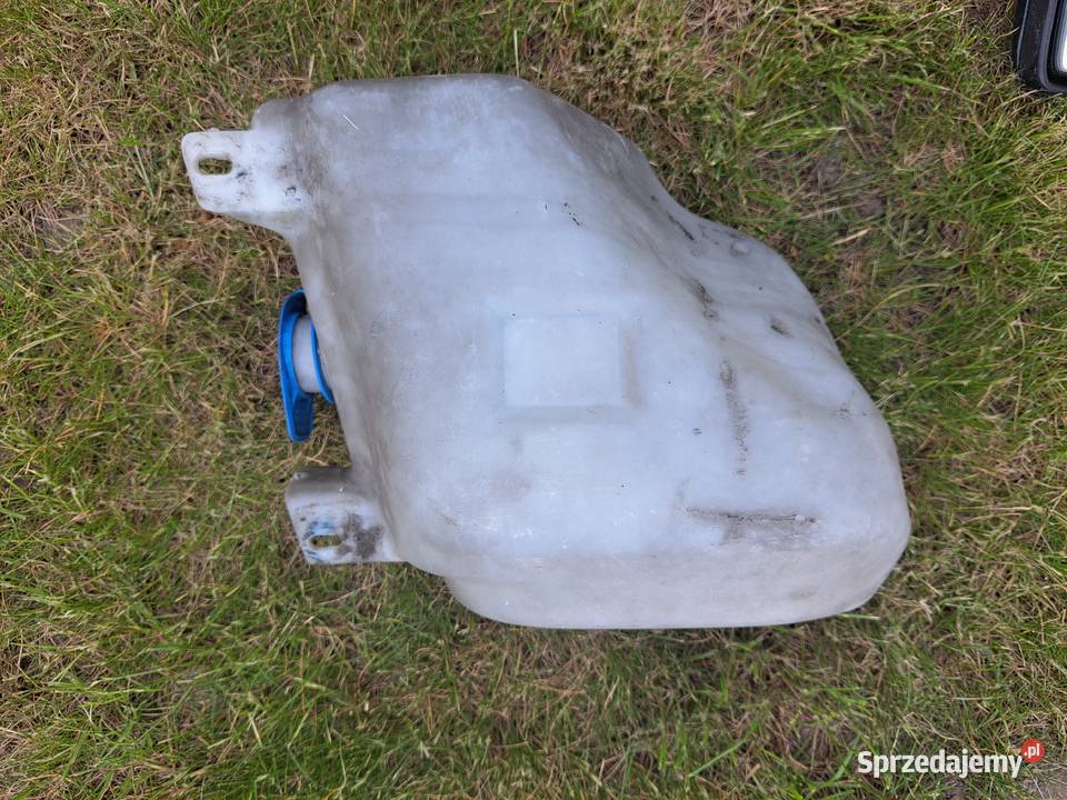 Zbiornik płynu do spryskiwaczy VW golf 3 Rok produkcji 1996 Części samochodowe sprzedam