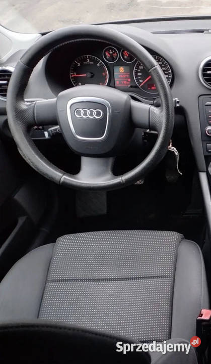 Audi a3 8P na części 20 tdi światła do jazdy dziennej Strzałkowo