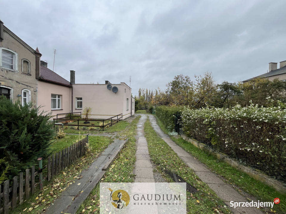 Kawalerka do remontu I Dworcem Tczew