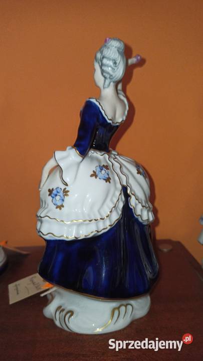 Figurka Dama Royal Dux Czechosłowacja