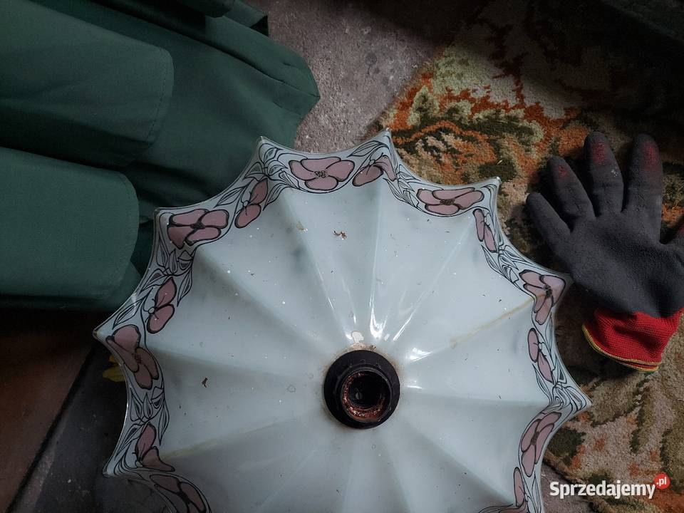 Żyrandol PRL kwiaty kwiatki różowe Jelenia Góra sprzedam