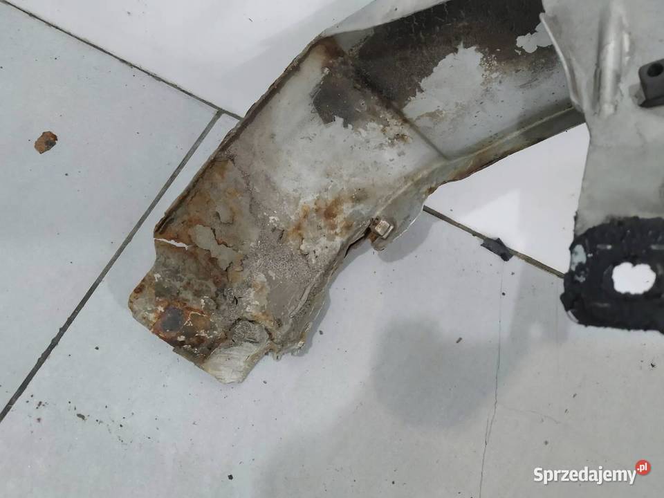 BŁOTNIK LEWY PRZÓD LEON I SREBRNY Seat Toledo II