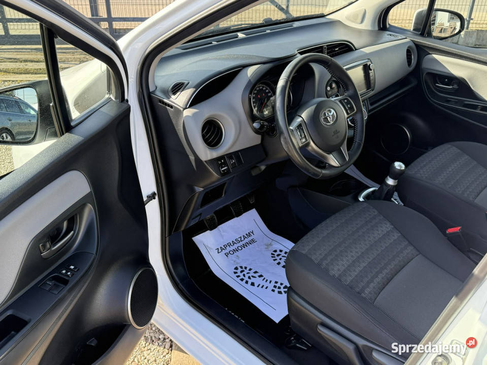 Toyota Yaris Gwarancjakamera cofaniaz Niemiec 70KM pomorskie Dąbrowa